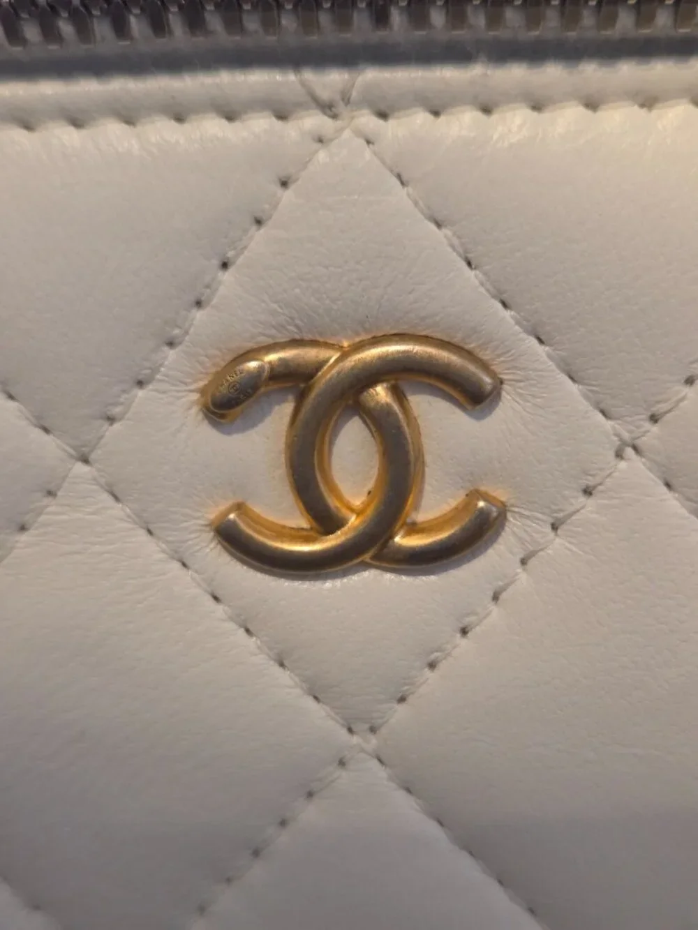 CHANEL MINI PEARL CRUSH VANITY